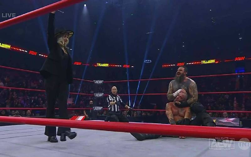 Julia Hart Stabs Mark Briscoe During 2/10 Episode of AEW Collision
