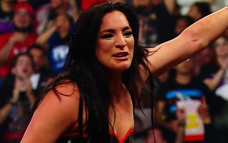 Raquel Rodriguez Wins Last Chance Battle Royal on 2/19 WWE RAW to Earn Elimination Chamber Spot