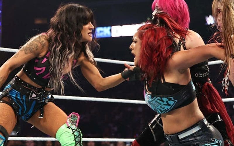 Dakota Kai Discloses Real Reason for Betraying Bayley