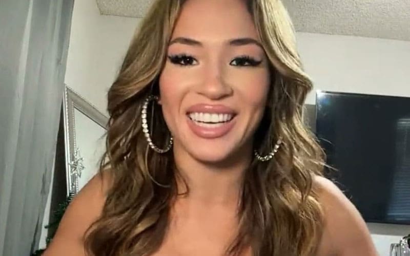 Lola Vice’s Reaction to Dominating WWE Merchandise Sales