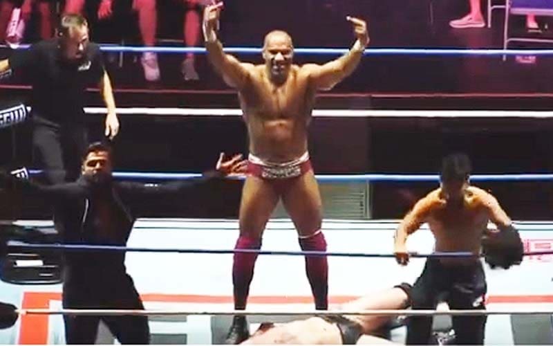 Jinder Mahal Reunites With Singh Brothers at GCW Event