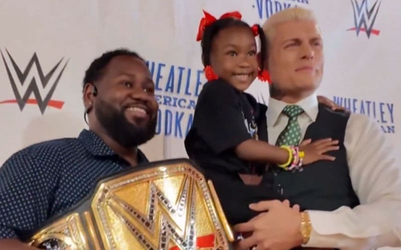 Cody Rhodes Takes Part In Busy Meet & Greet Before 10/4 WWE SmackDown