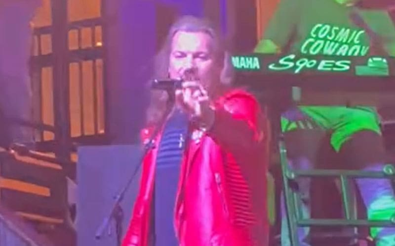 Chris Jericho Rocks Out at Kid Rock’s Bar in Nashville with a Surprise Van Halen Cover