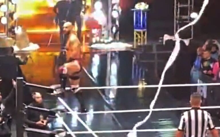 Fans Keep Toilet Paper Trend Going at Ricochet During AEW Dynamite Christmas Taping
