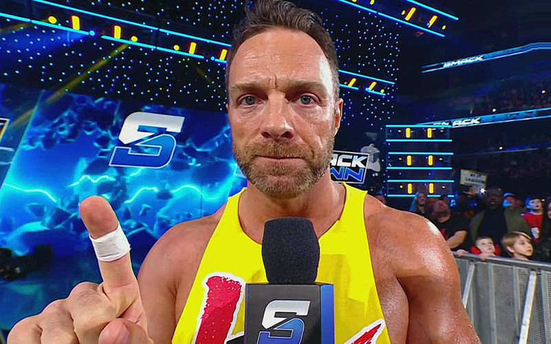 LA Knight Calls Out Drew McIntyre’s Royal Rumble Drama in Brutal SmackDown Segment