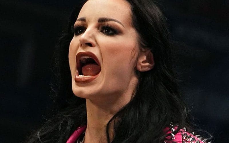 Saraya Blasts Fan Who Tried to Kiss Her Without Consent at Signing Event