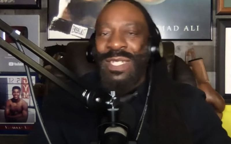 Booker T Tells Armchair Quarterbacks Fans to Quit Crying About Modern Wrestling