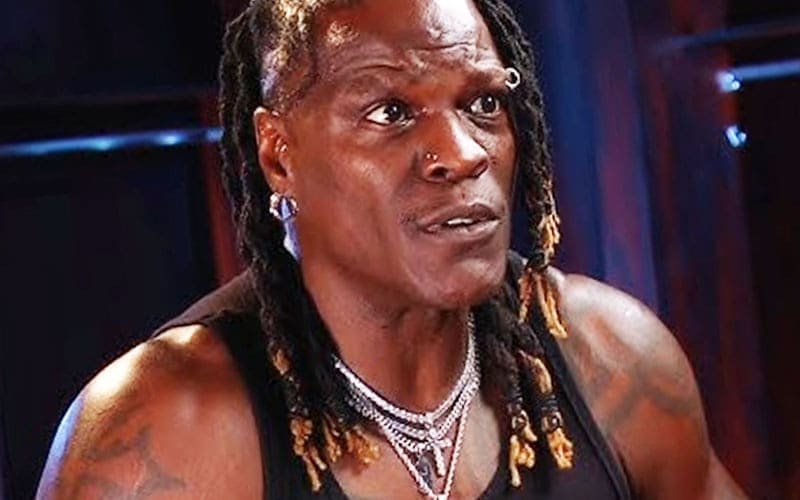 Pro Wrestling World Reacts to R-Truth’s WWE Release Announcement
