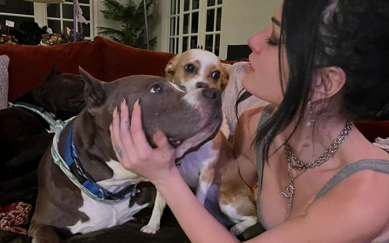 Saraya Pulls Out of Monster Mania Convention Due to Emergency With Her Dog